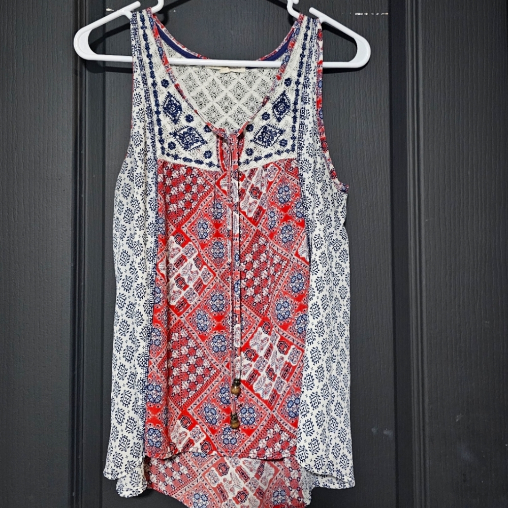 Woman's tank top. Large.multi colored